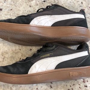 Boys Suede Puma Shoes 1.5c